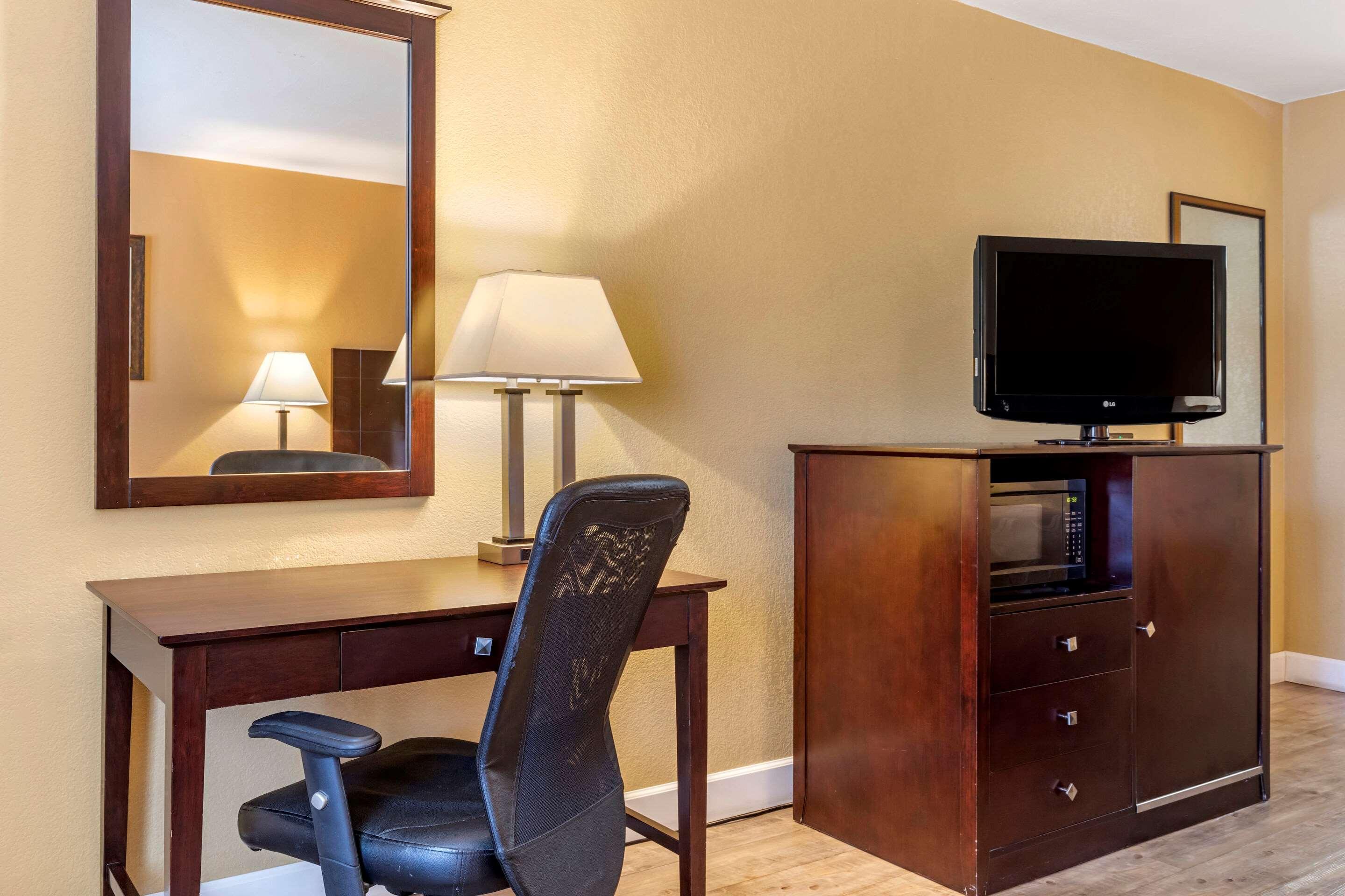 Quality Inn Russellville I-40 Dış mekan fotoğraf